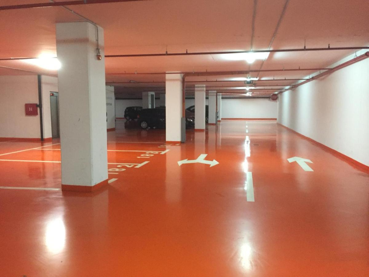 Studio Apartman Krila Wings- Parking In Garage ザグレブ エクステリア 写真